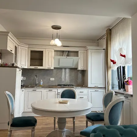 Apartment 5 Mamaia
